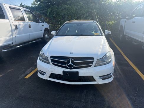 Used 2014 Mercedes-Benz C 250 Coupe image 2