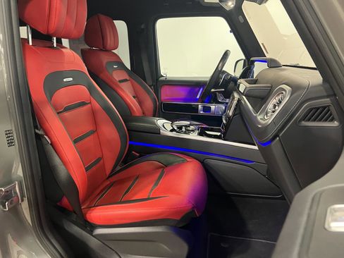 Used 2021 Mercedes-Benz G 63 AMG 4MATIC w/ Seat Comfort Package image 38