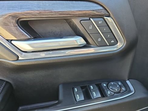 Used 2024 Chevrolet Silverado 1500 LTZ image 22