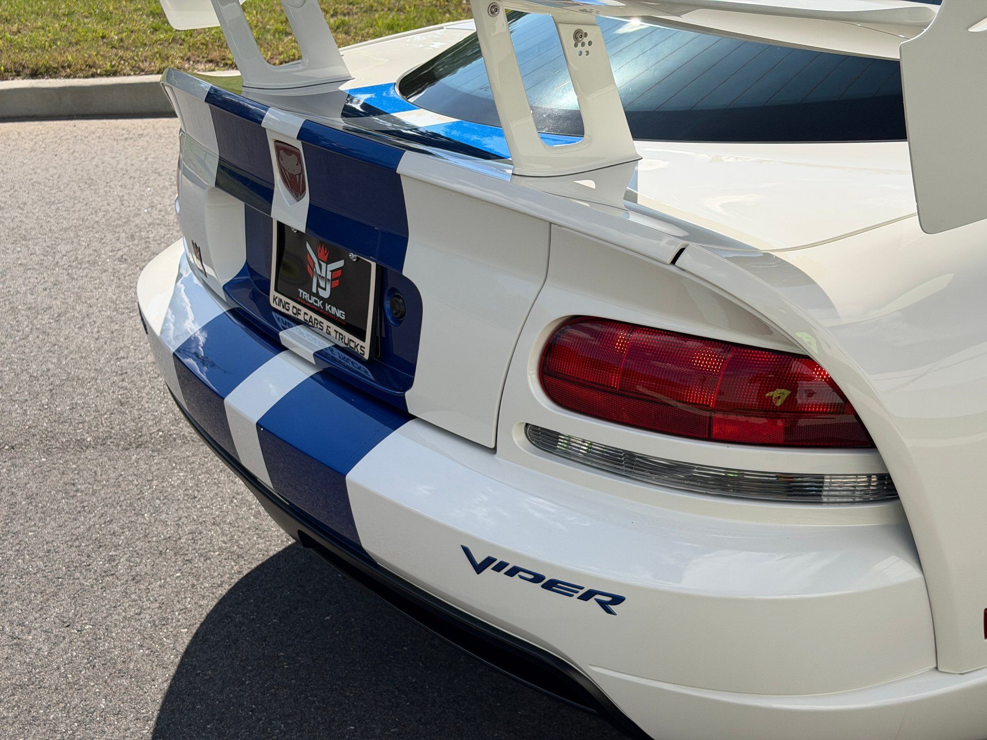 Used 2006 Dodge Viper SRT-10 w/ VOI9 Edition RWD image 15