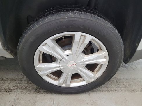 Used 2016 GMC Terrain SLT image 31