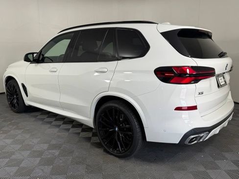 Used 2025 BMW X5 M60i w/ Climate Comfort Package AWD/4WD image 4