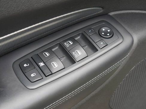 Used 2020 Dodge Durango R/T w/ Blacktop Package image 16