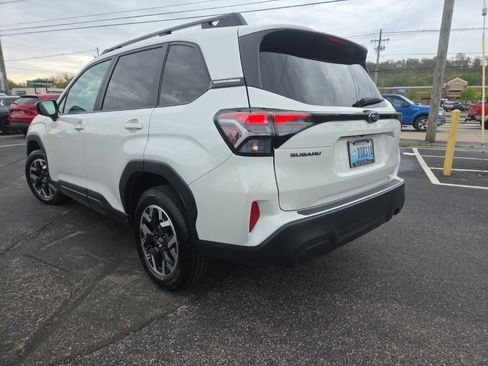 Certified 2026 Subaru Forester Premium AWD/4WD image 4