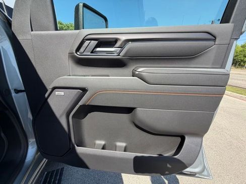 New 2026 GMC Sierra 2500 AT4 w/ AT4 Premium Plus Package AWD/4WD image 32