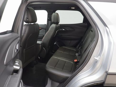Certified 2025 Chevrolet TrailBlazer RS w/ Convenience Package image 15