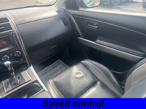 Used 2010 MAZDA CX-9 Grand Touring w/ Moonroof & Bose Audio Pkg image 12