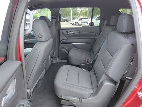 New 2026 Chevrolet Traverse LT image 10