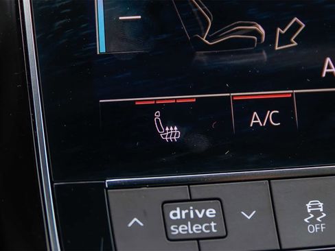 Used 2022 Audi Q7 Premium Plus w/ Premium Plus Package image 24