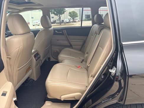Used 2013 Toyota Highlander Limited AWD/4WD image 21