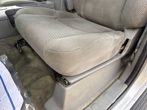 Used 2016 Nissan Frontier SV RWD image 12