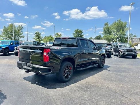 Used 2023 Chevrolet Silverado 1500 RST w/ Redline Edition AWD/4WD image 16
