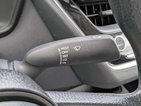 Used 2025 Toyota Corolla LE FWD image 25
