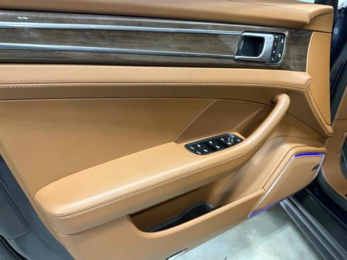 Used 2022 Porsche Panamera Platinum Edition RWD image 76