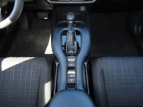Used 2023 Honda HR-V LX image 21