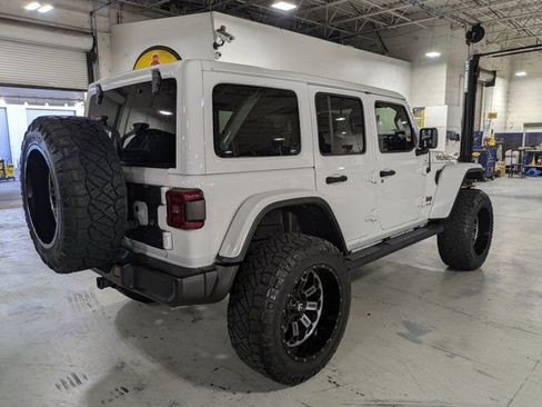 Used 2021 Jeep Wrangler Unlimited Rubicon w/ LED Lighting Group AWD/4WD image 3