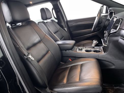 Used 2020 Jeep Grand Cherokee Limited AWD/4WD image 25