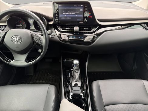 Used 2021 Toyota C-HR Limited FWD image 14