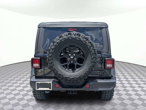 Used 2026 Jeep Wrangler Sport AWD/4WD image 5