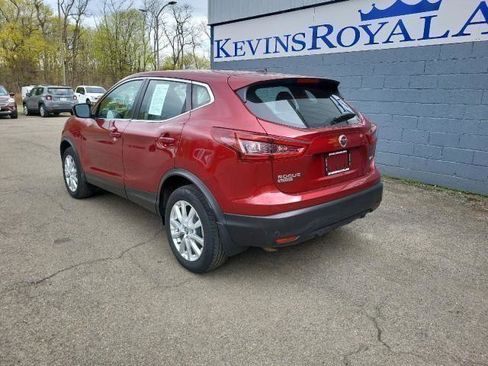 Used 2021 Nissan Rogue Sport S image 6