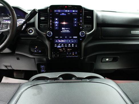Used 2026 RAM 2500 Big Horn AWD/4WD image 18