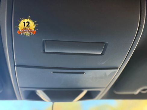 Used 2017 Dodge Grand Caravan SE image 29