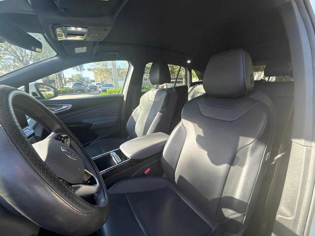 Used 2023 Volkswagen ID.4 Pro S RWD image 17