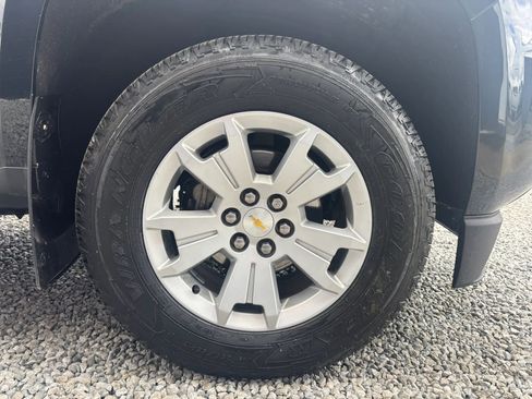 Used 2018 Chevrolet Colorado LT AWD/4WD image 8