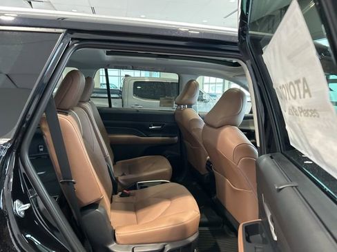 New 2026 Toyota Grand Highlander AWD image 20