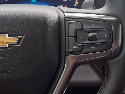 Used 2023 Chevrolet Silverado 1500 High Country w/ High Country Premium Package AWD/4WD image 35
