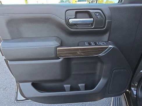 Used 2021 Chevrolet Silverado 1500 RST image 21