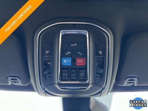 Certified 2024 Jeep Wagoneer Series III w/ Premium Group I AWD/4WD image 39