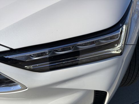 Certified 2025 Acura MDX SH-AWD w/ Technology Package image 6