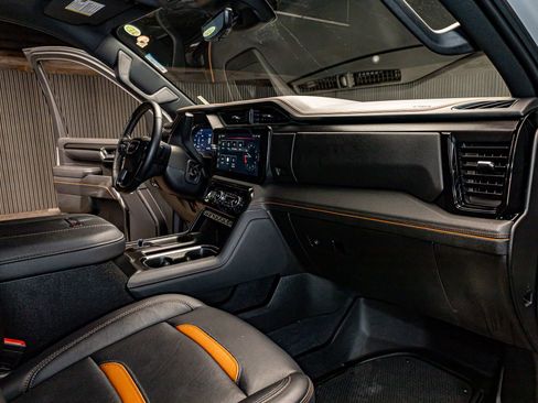 Used 2025 GMC Sierra 2500 AT4 w/ AT4 Premium Plus Package image 20