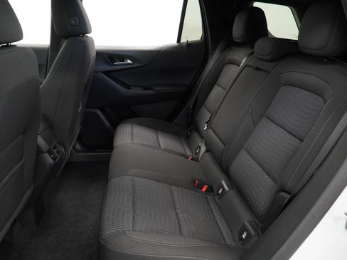 Certified 2025 Chevrolet Equinox LT FWD image 13