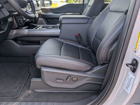 New 2026 Ford F350 Lariat w/ Black Appearance Package image 8