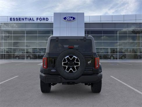 New 2025 Ford Bronco Outer Banks image 5