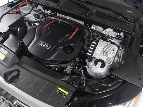Used 2023 Audi SQ5 Prestige w/ Prestige Package AWD/4WD image 22