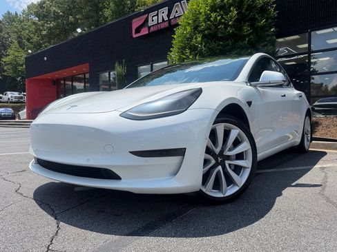 Used 2020 Tesla Model 3 Standard Range Plus RWD image 2