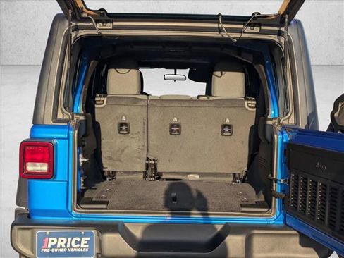 Used 2024 Jeep Wrangler Sport image 6