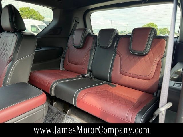 Used 2025 INFINITI QX80 Autograph AWD/4WD image 27