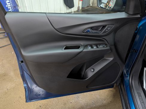 Used 2021 Chevrolet Equinox LT image 15