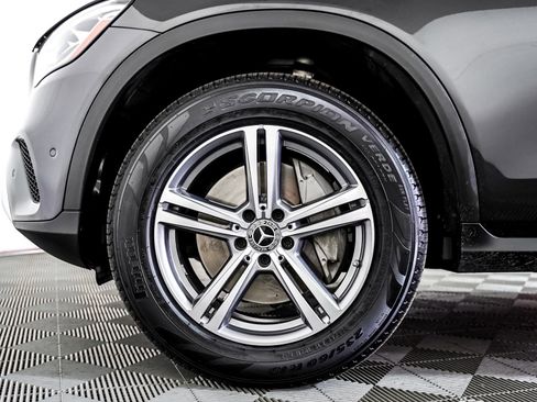 Certified 2022 Mercedes-Benz GLC 300 image 6