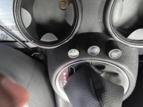 Used 2010 MINI Cooper Hardtop w/ Premium Pkg FWD image 30