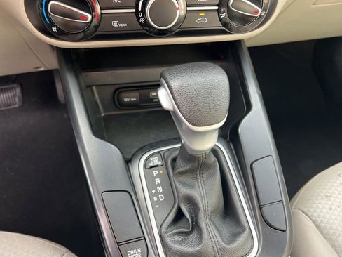 Certified 2023 Kia Soul LX image 16