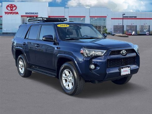Used 2019 Toyota 4Runner SR5 Premium image 2