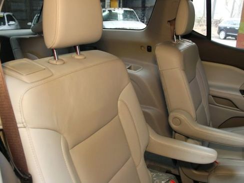 Used 2018 GMC Acadia SLT image 14