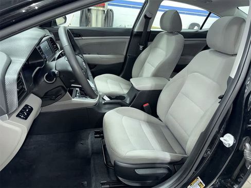 Used 2020 Hyundai Elantra Value Edition image 15