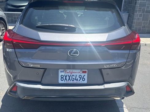 Used 2021 Lexus UX 200 F Sport w/ Accessory Package (Z1) FWD image 3