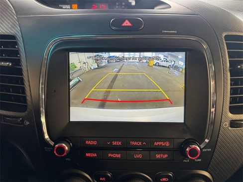 Used 2017 Kia Forte S image 18